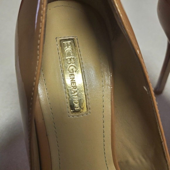 BCBGeneration Tan Stiletto Heels sz 8.5 - Picture 9 of 13